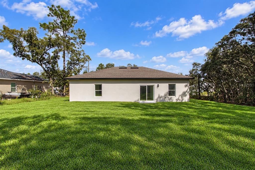 For Sale: $249,000 (3 beds, 2 baths, 1427 Square Feet)