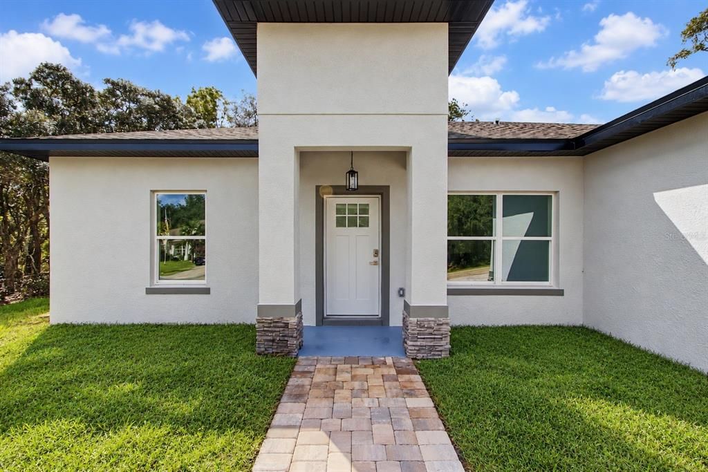 For Sale: $249,000 (3 beds, 2 baths, 1427 Square Feet)