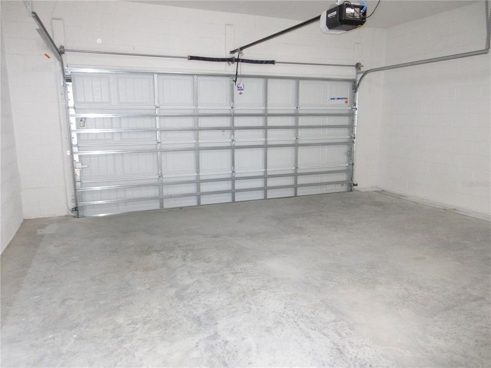На продажу: $399,000 (3 спален, 2 ванн, 1833 Квадратных фут)
