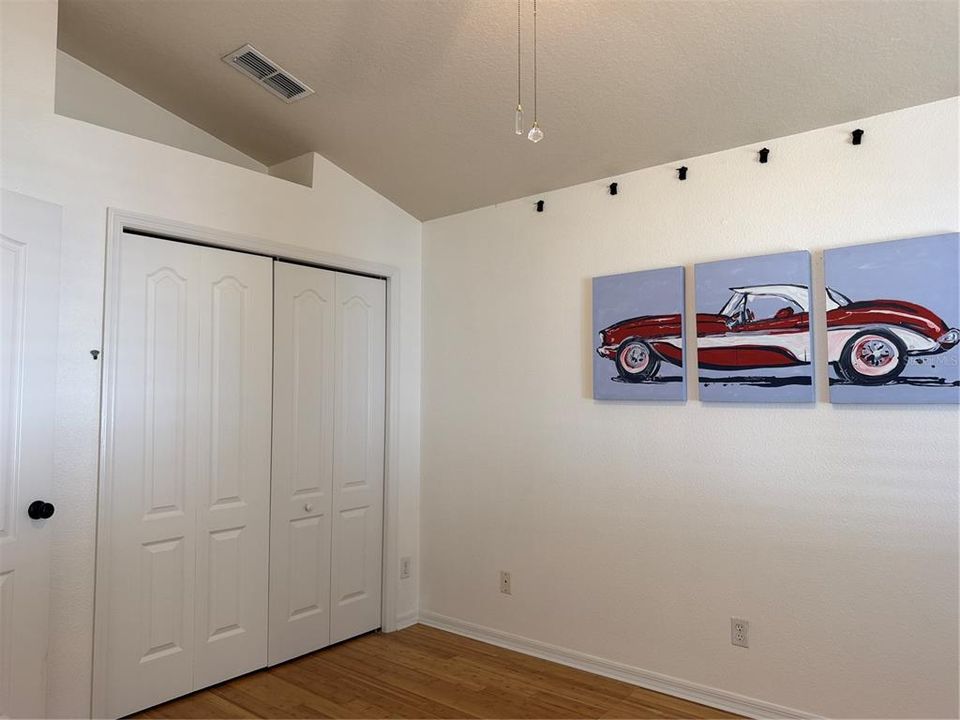 For Sale: $485,000 (3 beds, 2 baths, 1870 Square Feet)