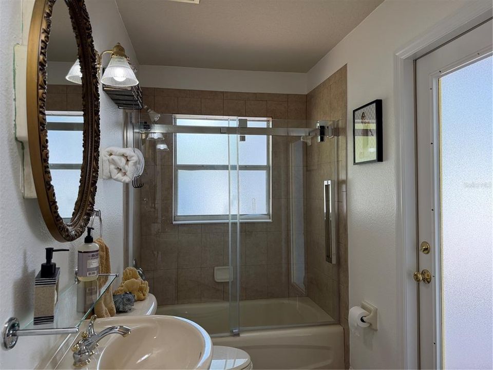 For Sale: $485,000 (3 beds, 2 baths, 1870 Square Feet)