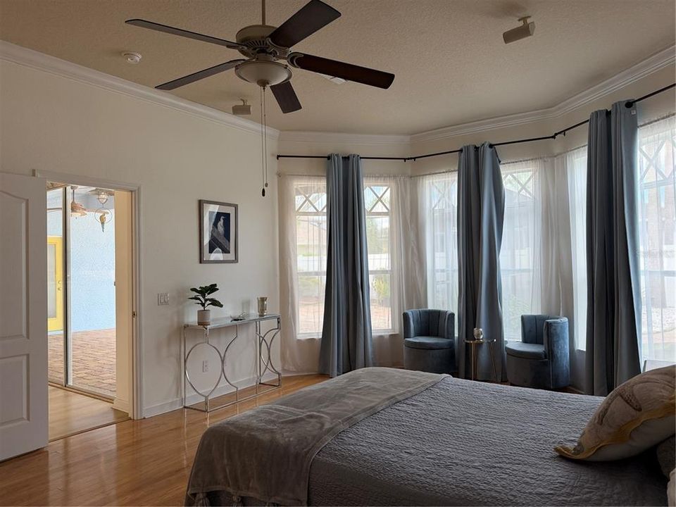 For Sale: $485,000 (3 beds, 2 baths, 1870 Square Feet)