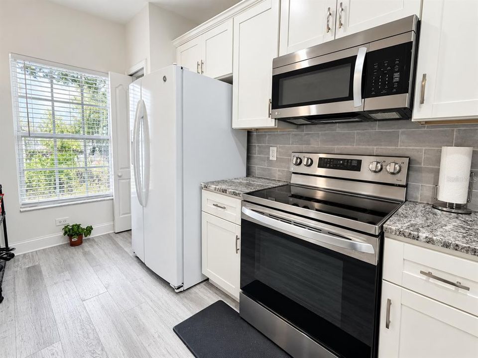 В аренду: $1,800 (2 спален, 2 ванн, 1184 Квадратных фут)