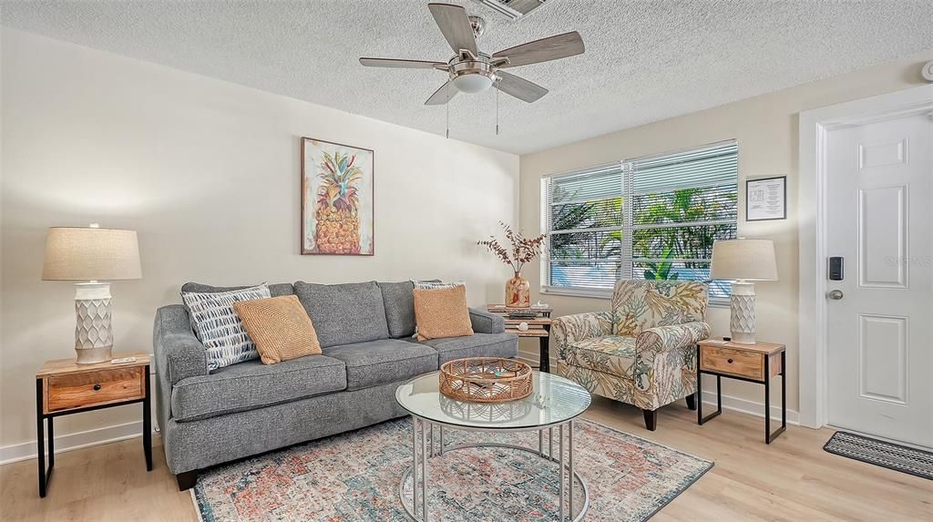 For Sale: $975,000 (2 beds, 0 baths, 1276 Square Feet)