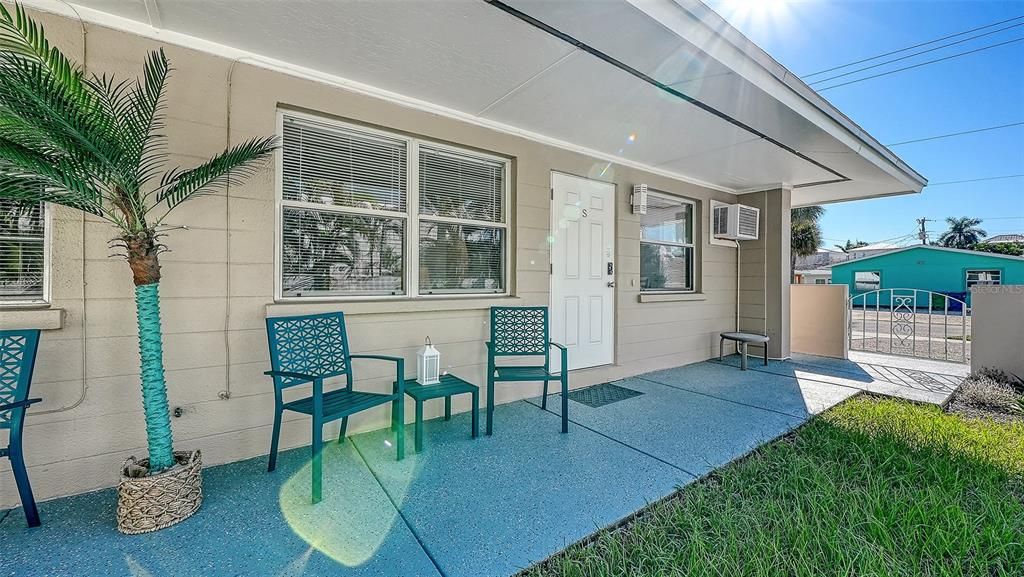 For Sale: $975,000 (2 beds, 0 baths, 1276 Square Feet)