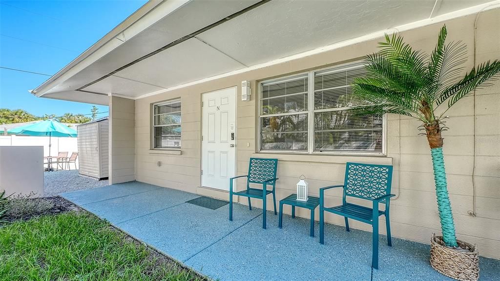 For Sale: $975,000 (2 beds, 0 baths, 1276 Square Feet)
