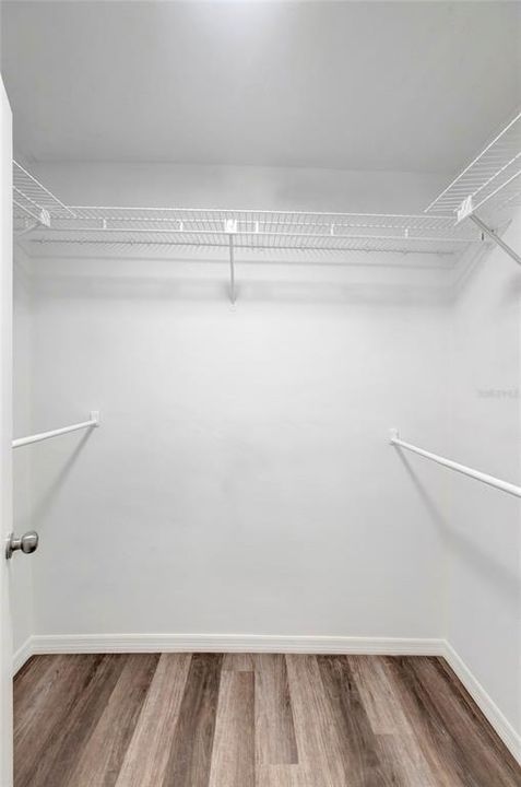En Venta: $299,000 (3 camas, 2 baños, 1875 Pies cuadrados)