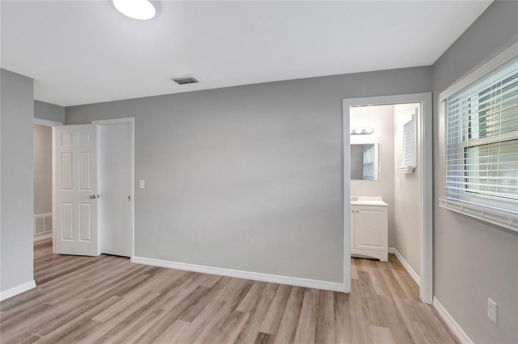 En Venta: $299,000 (3 camas, 2 baños, 1875 Pies cuadrados)