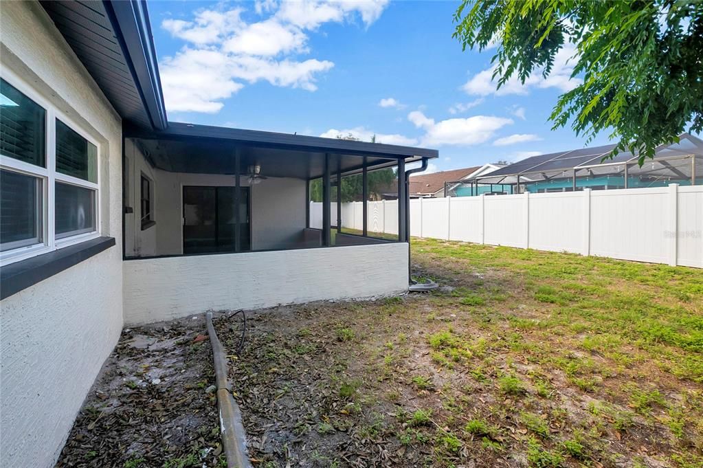 En Venta: $299,000 (3 camas, 2 baños, 1875 Pies cuadrados)