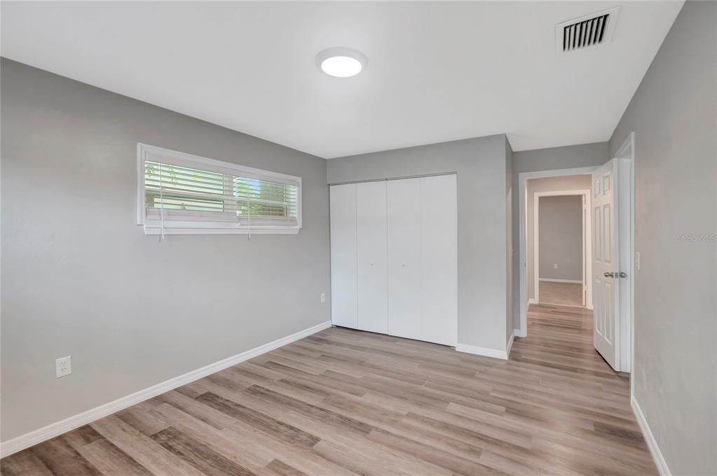 En Venta: $299,000 (3 camas, 2 baños, 1875 Pies cuadrados)