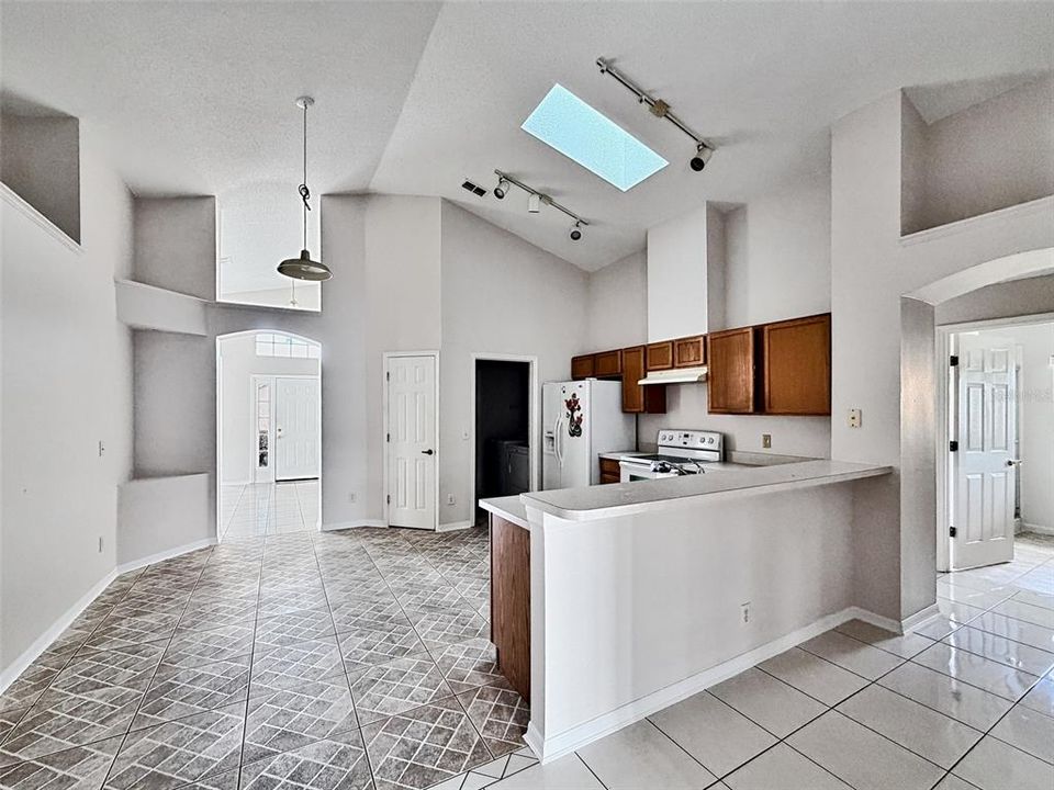 For Sale: $360,000 (3 beds, 2 baths, 1862 Square Feet)