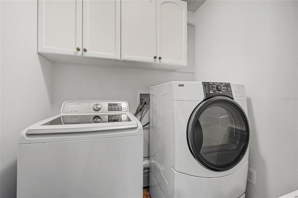 На продажу: $469,900 (4 спален, 2 ванн, 3000 Квадратных фут)