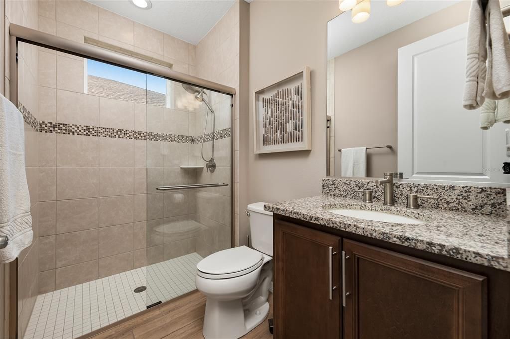 For Sale: $355,000 (2 beds, 2 baths, 1649 Square Feet)