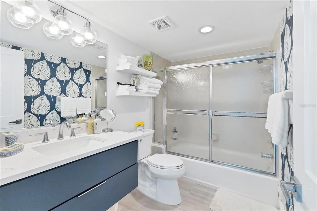 For Sale: $1,239,000 (2 beds, 2 baths, 1248 Square Feet)