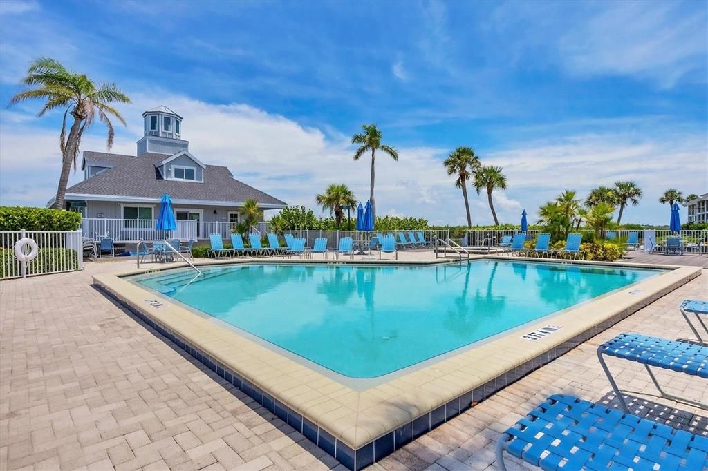 For Sale: $1,239,000 (2 beds, 2 baths, 1248 Square Feet)