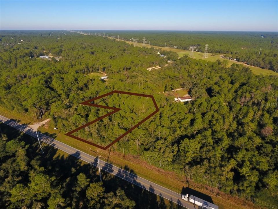 En Venta: $310,000 (2.39 acres)