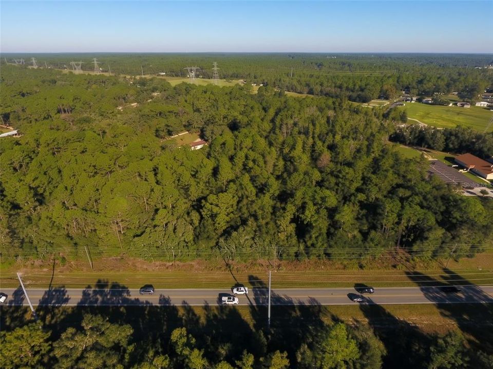 En Venta: $320,000 (2.41 acres)