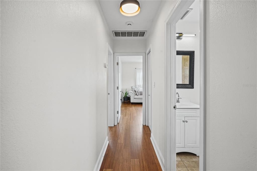 En Venta: $429,000 (2 camas, 2 baños, 1444 Pies cuadrados)