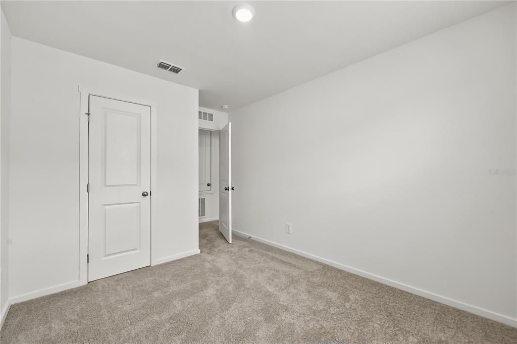 В аренду: $1,900 (3 спален, 2 ванн, 1378 Квадратных фут)