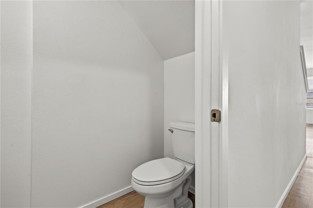 В аренду: $1,900 (3 спален, 2 ванн, 1378 Квадратных фут)