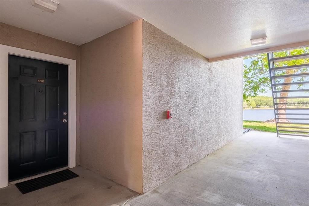 For Rent: $2,000 (2 beds, 2 baths, 1104 Square Feet)