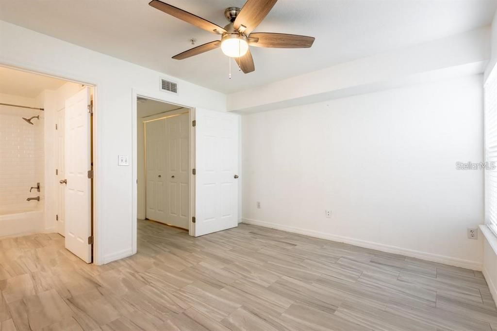 For Rent: $2,000 (2 beds, 2 baths, 1104 Square Feet)
