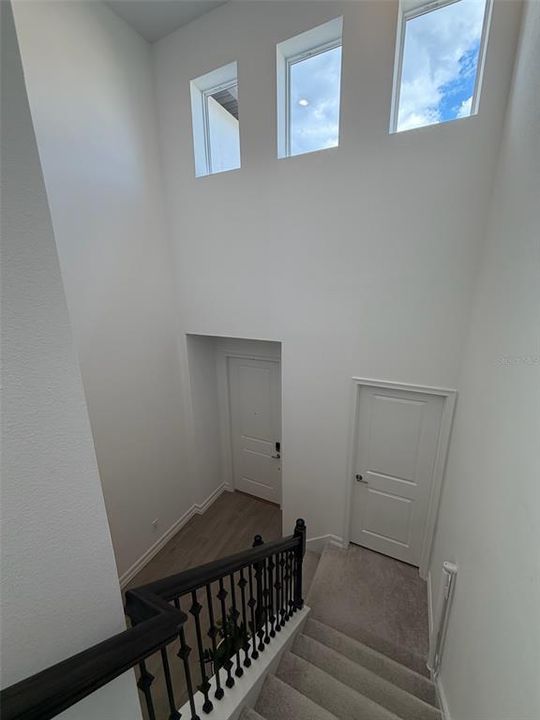 For Sale: $769,000 (5 beds, 4 baths, 3273 Square Feet)