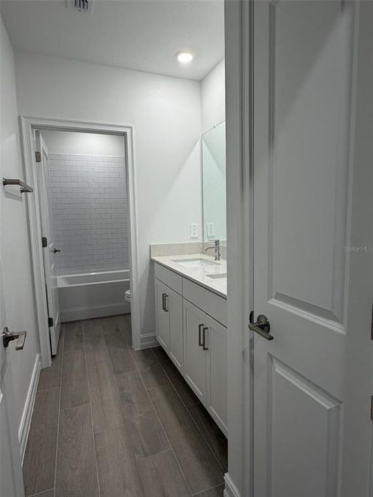 For Sale: $769,000 (5 beds, 4 baths, 3273 Square Feet)