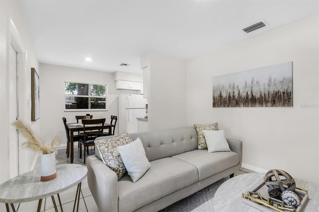 En Venta: $275,000 (3 camas, 1 baños, 840 Pies cuadrados)
