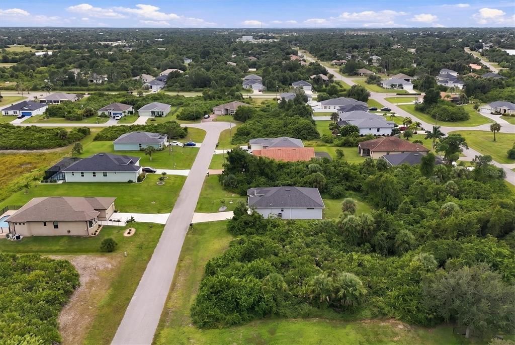 На продажу: $25,000 (0.17 acres)