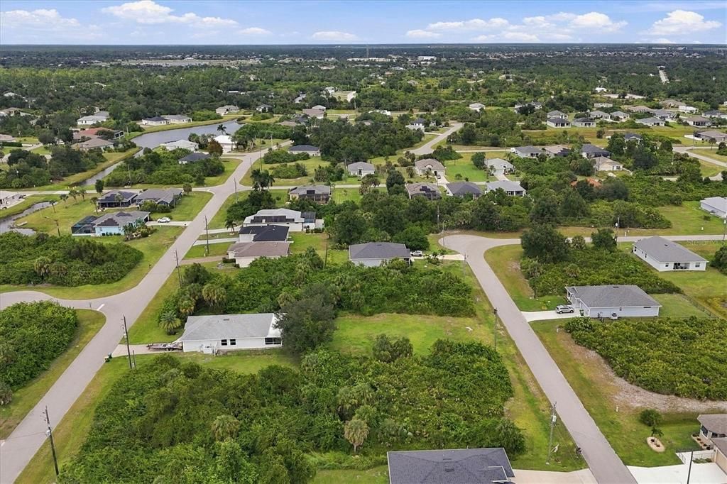 На продажу: $25,000 (0.17 acres)