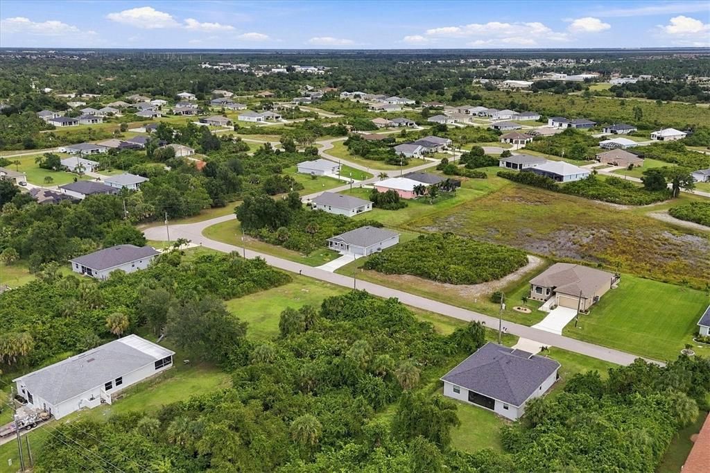 На продажу: $25,000 (0.17 acres)
