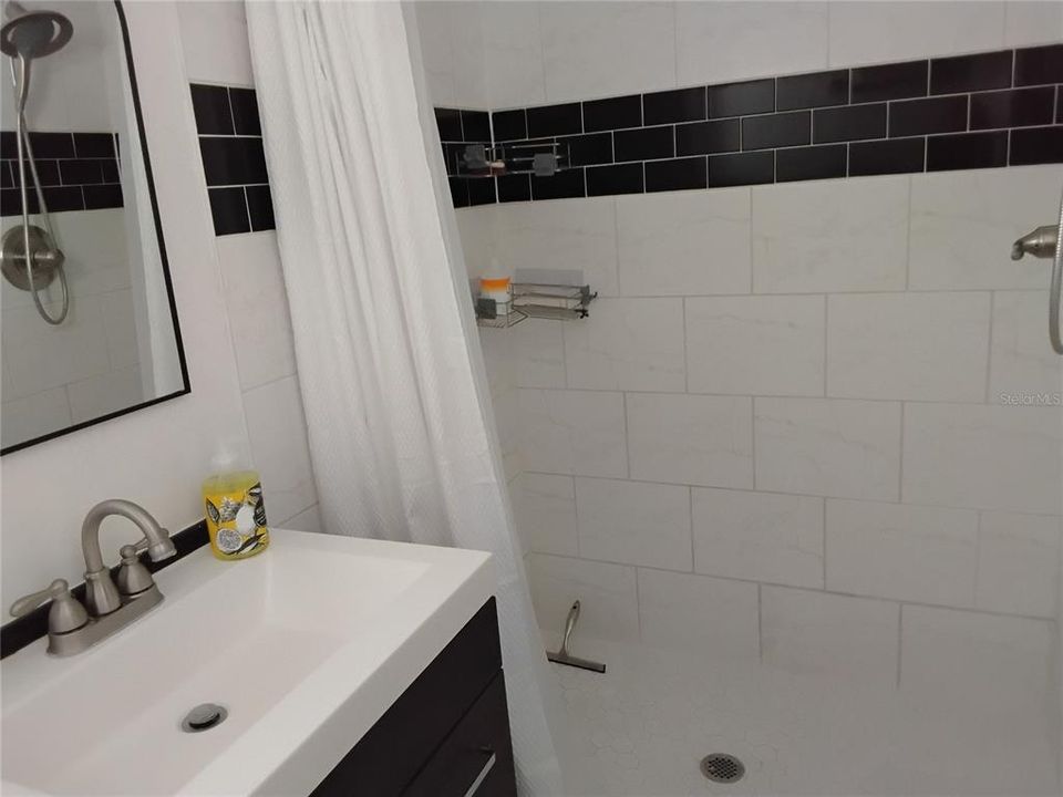 En Renta: $4,250 (3 camas, 2 baños, 1519 Pies cuadrados)