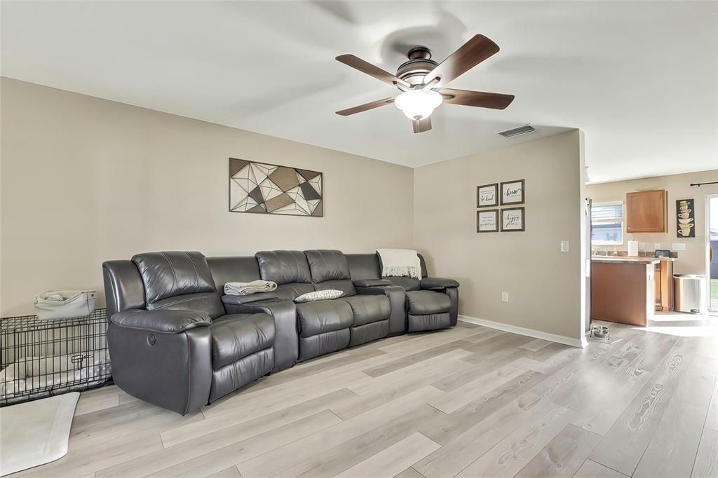 For Sale: $338,000 (3 beds, 2 baths, 2015 Square Feet)