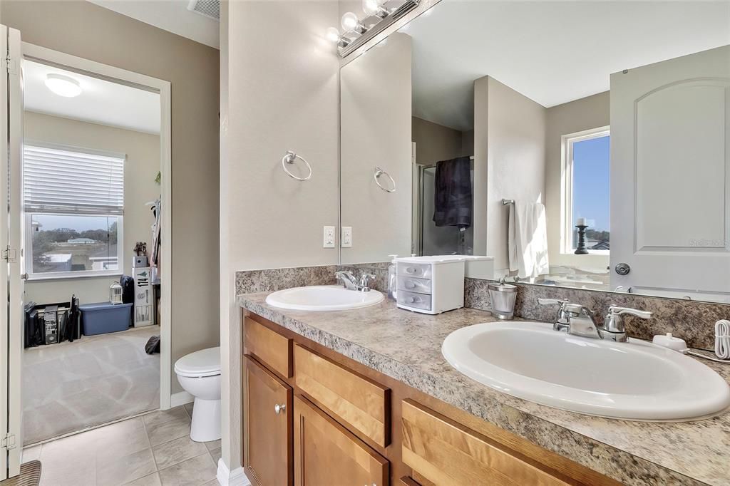 For Sale: $338,000 (3 beds, 2 baths, 2015 Square Feet)