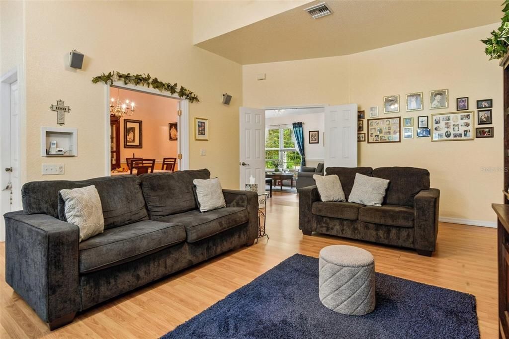 For Sale: $605,000 (4 beds, 3 baths, 2331 Square Feet)