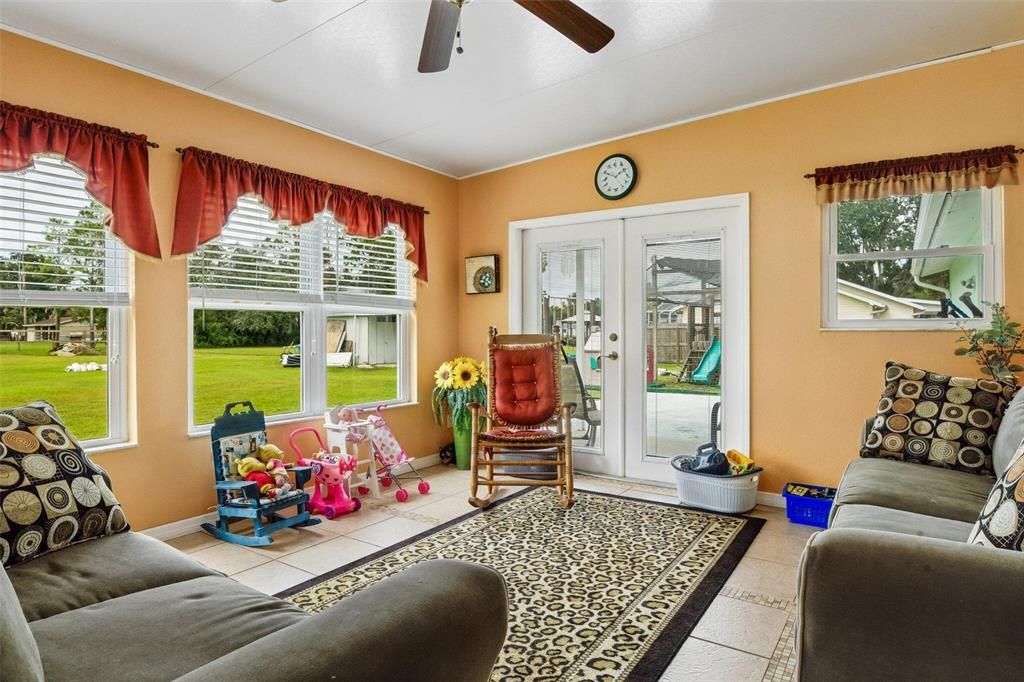 For Sale: $605,000 (4 beds, 3 baths, 2331 Square Feet)