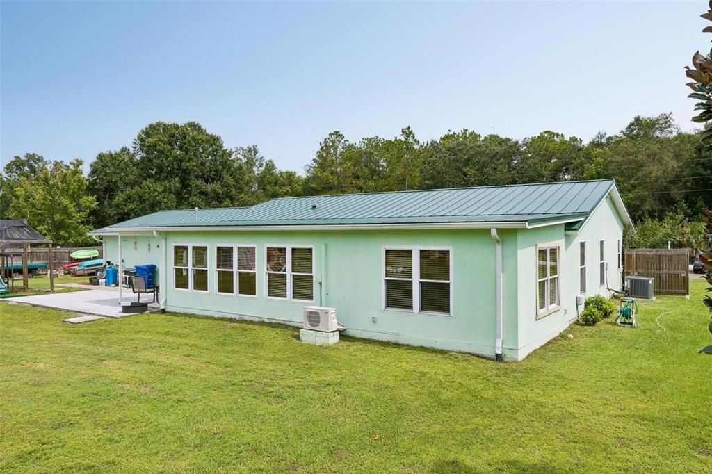 For Sale: $605,000 (4 beds, 3 baths, 2331 Square Feet)