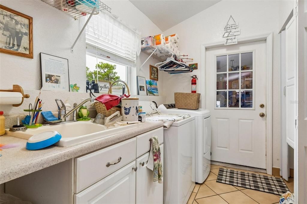 For Sale: $605,000 (4 beds, 3 baths, 2331 Square Feet)