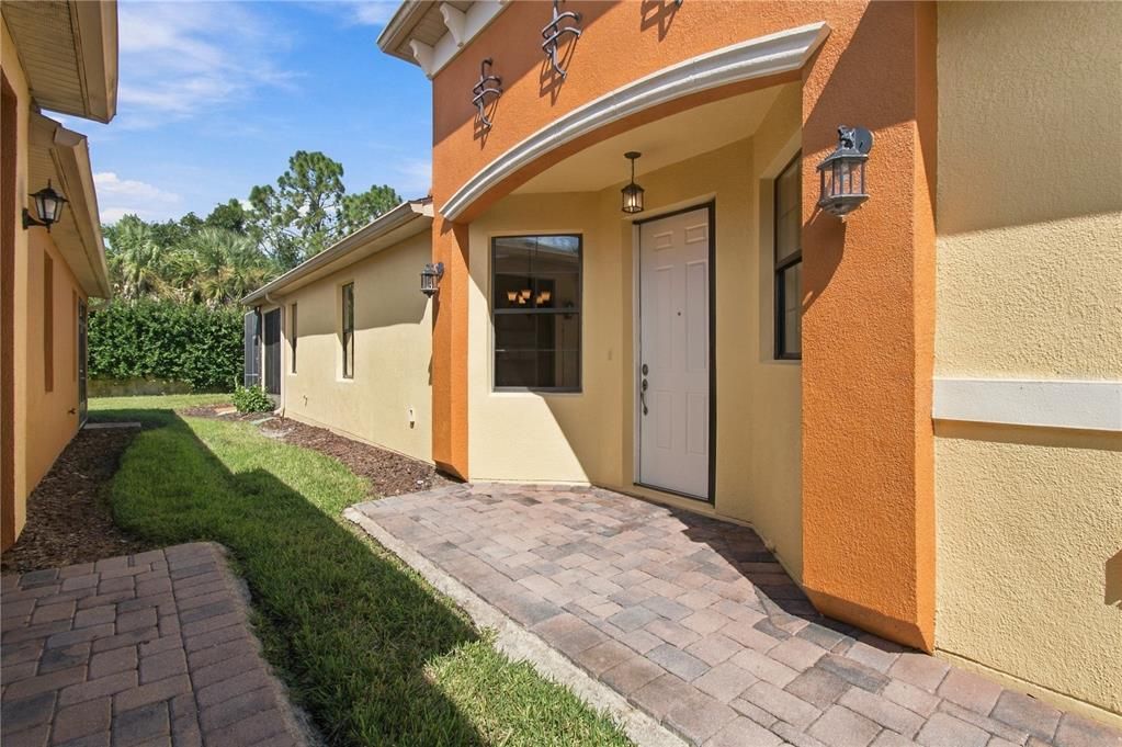 На продажу: $260,000 (2 спален, 2 ванн, 1507 Квадратных фут)