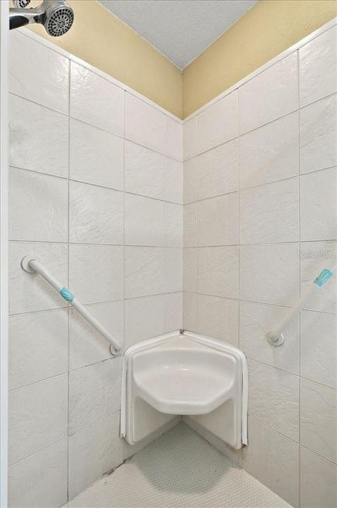 На продажу: $359,000 (3 спален, 2 ванн, 1728 Квадратных фут)