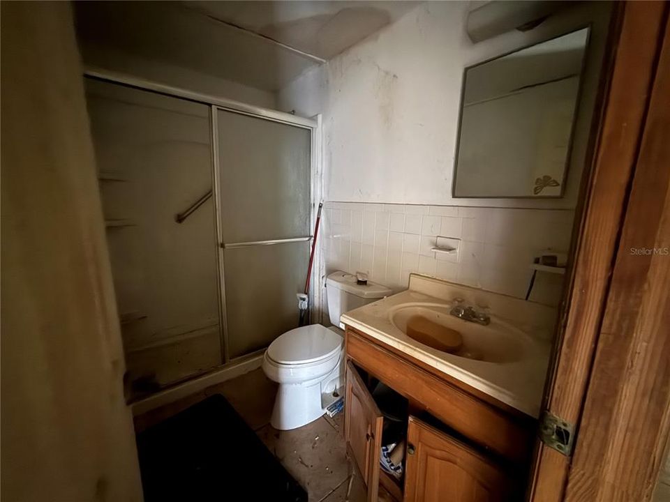 На продажу: $45,000 (3 спален, 1 ванн, 1236 Квадратных фут)