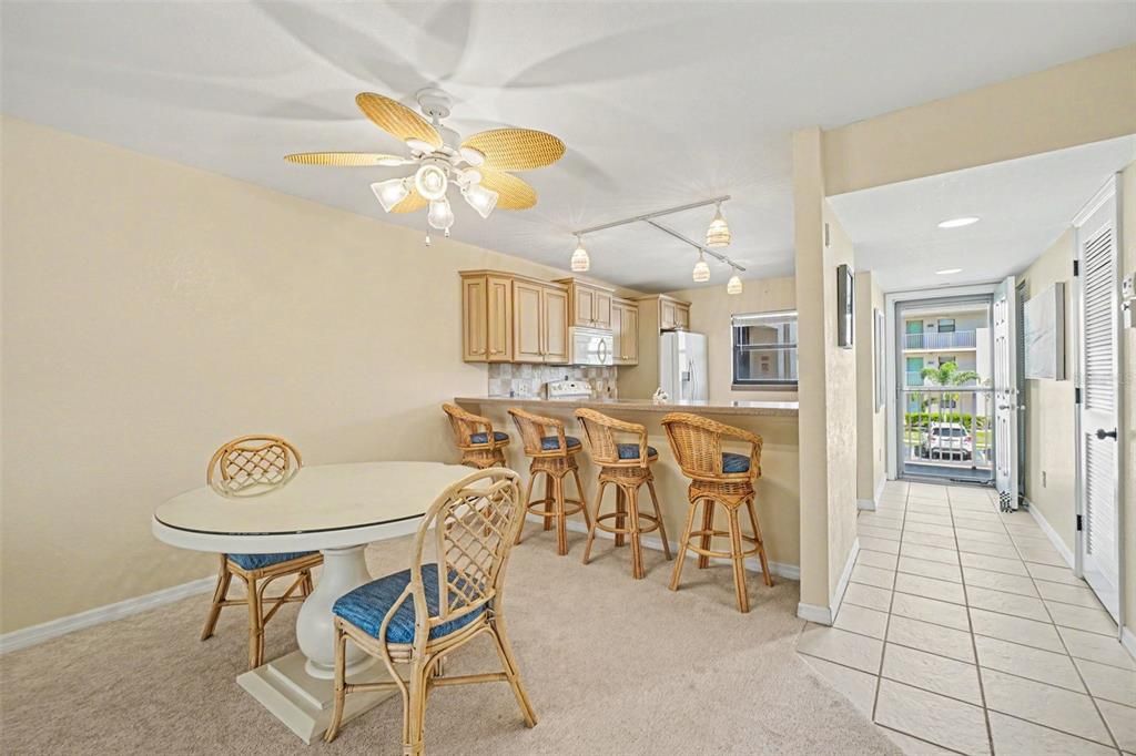 For Sale: $89,900 (2 beds, 2 baths, 1153 Square Feet)
