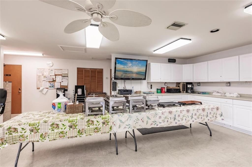 For Sale: $89,900 (2 beds, 2 baths, 1153 Square Feet)