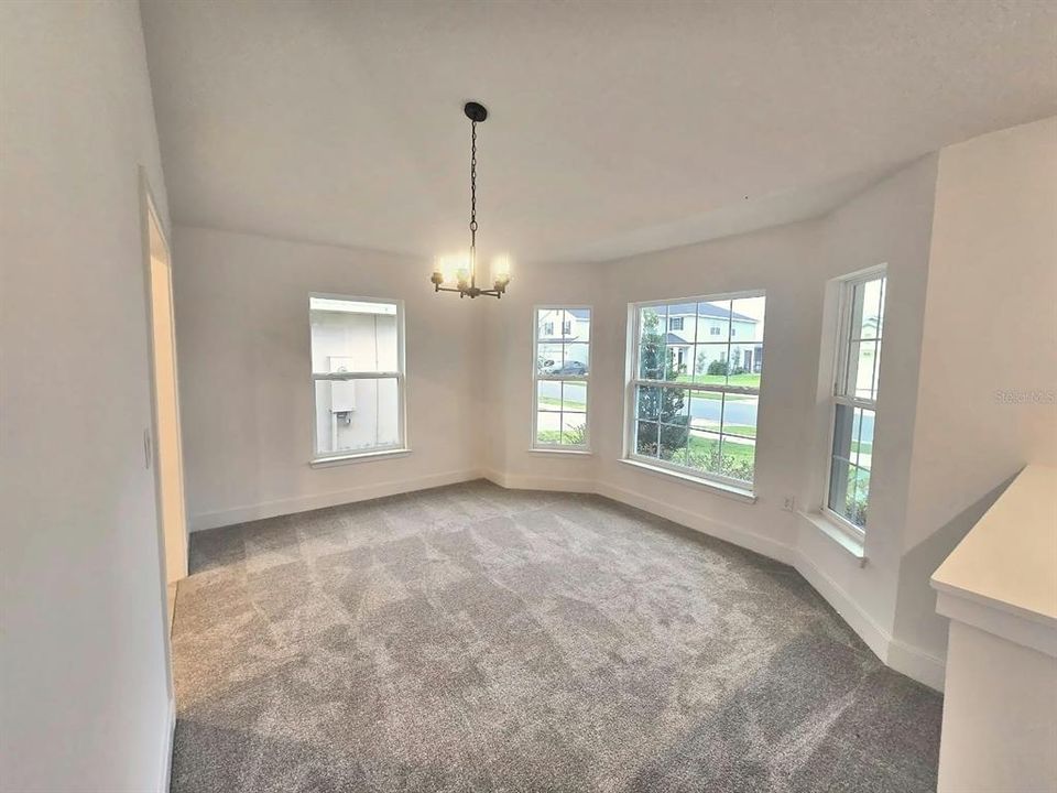 En Venta: $366,900 (3 camas, 2 baños, 1780 Pies cuadrados)