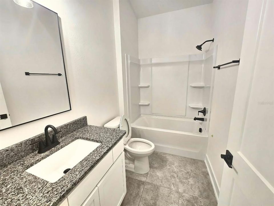 En Venta: $366,900 (3 camas, 2 baños, 1780 Pies cuadrados)
