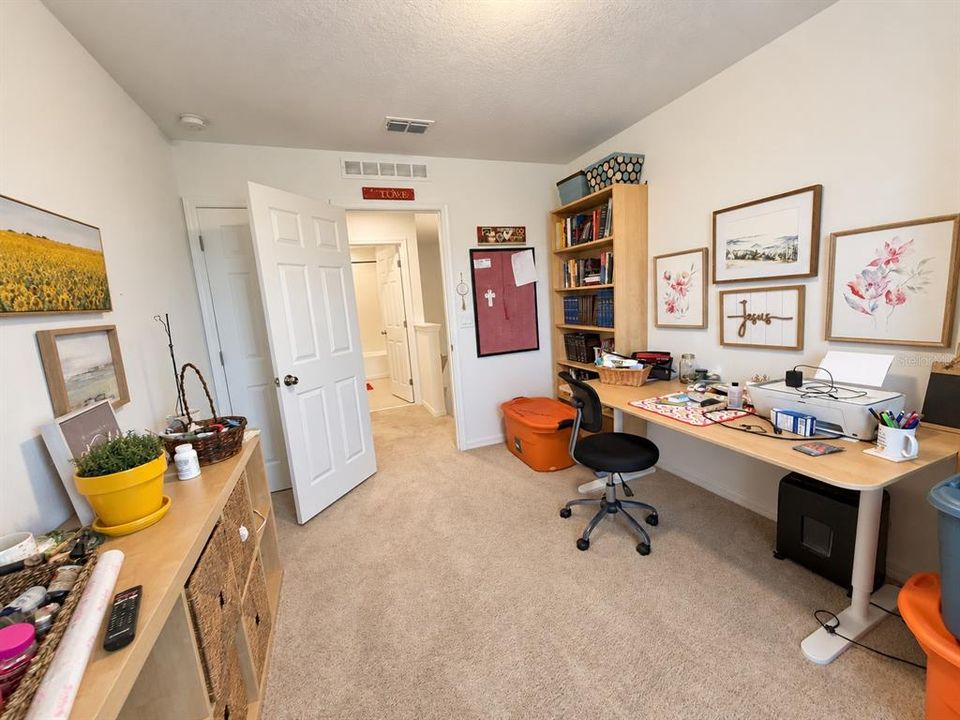 For Rent: $2,800 (3 beds, 2 baths, 1685 Square Feet)