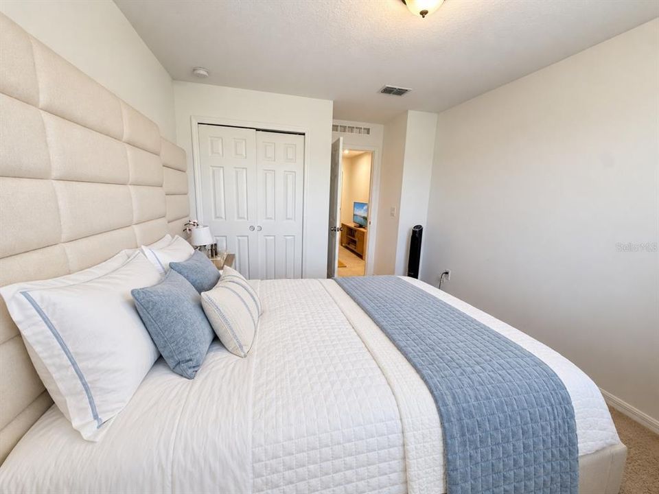 For Rent: $2,800 (3 beds, 2 baths, 1685 Square Feet)