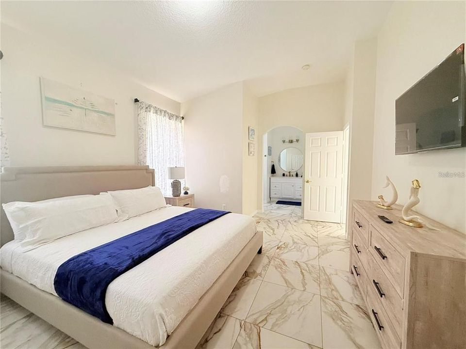 На продажу: $489,000 (4 спален, 3 ванн, 1834 Квадратных фут)