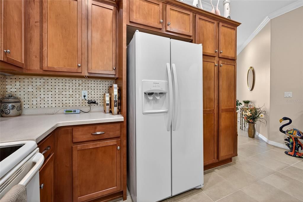 На продажу: $395,000 (2 спален, 2 ванн, 1387 Квадратных фут)